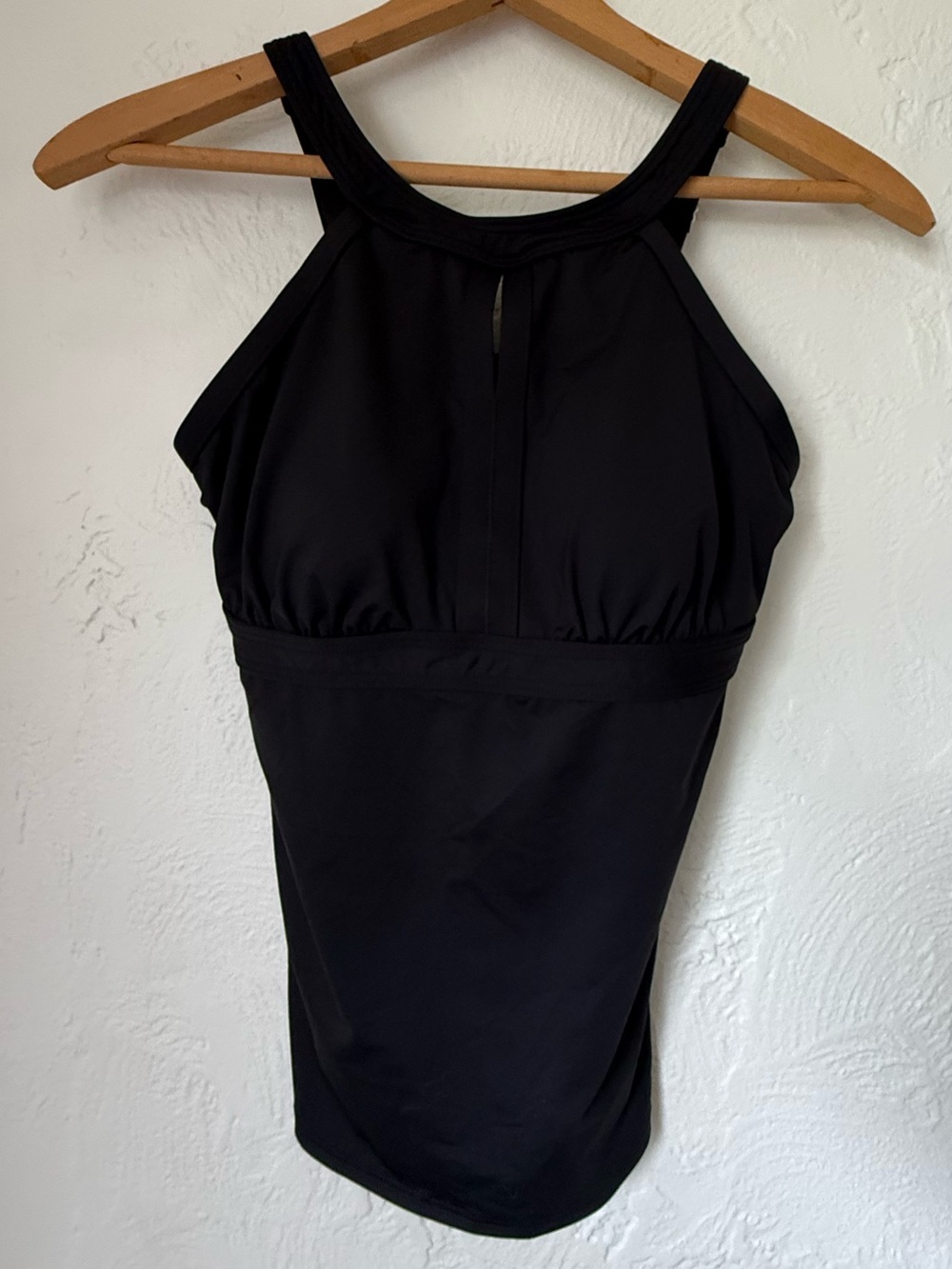 Lands’ End Black Tankini Swim Top Size 8 DD Shelf Bra
